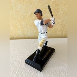 Derek Jeter Yankees Figurine
